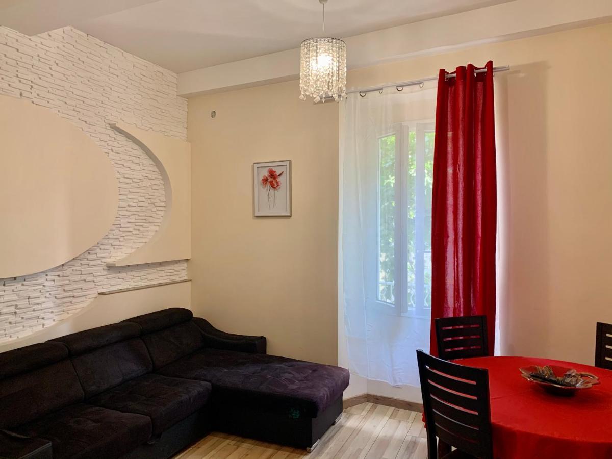 Splendide Studio Au Coeur Historique De Frejus Lejlighed Eksteriør billede